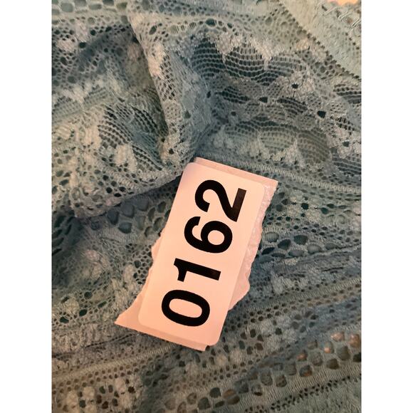 Victoria Secret's Lace Racerback Bralette Lightly Line Bra Blue Lingerie Size M - Picture 4 of 4